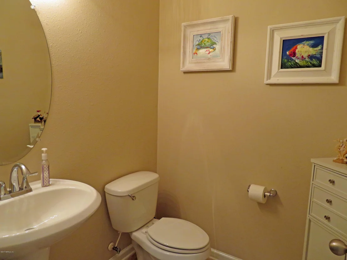 Photo of 137 CRESTHAVEN Place