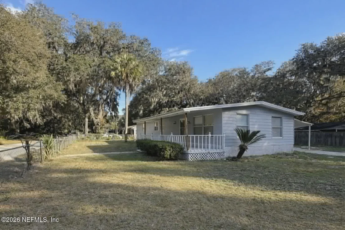 Photo of 1104 HARMONY Drive N