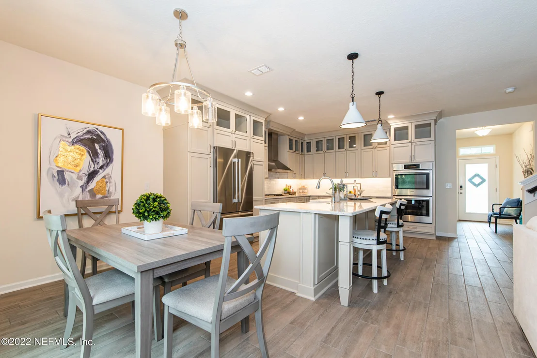 Photo of 237 CHASEWOOD Drive