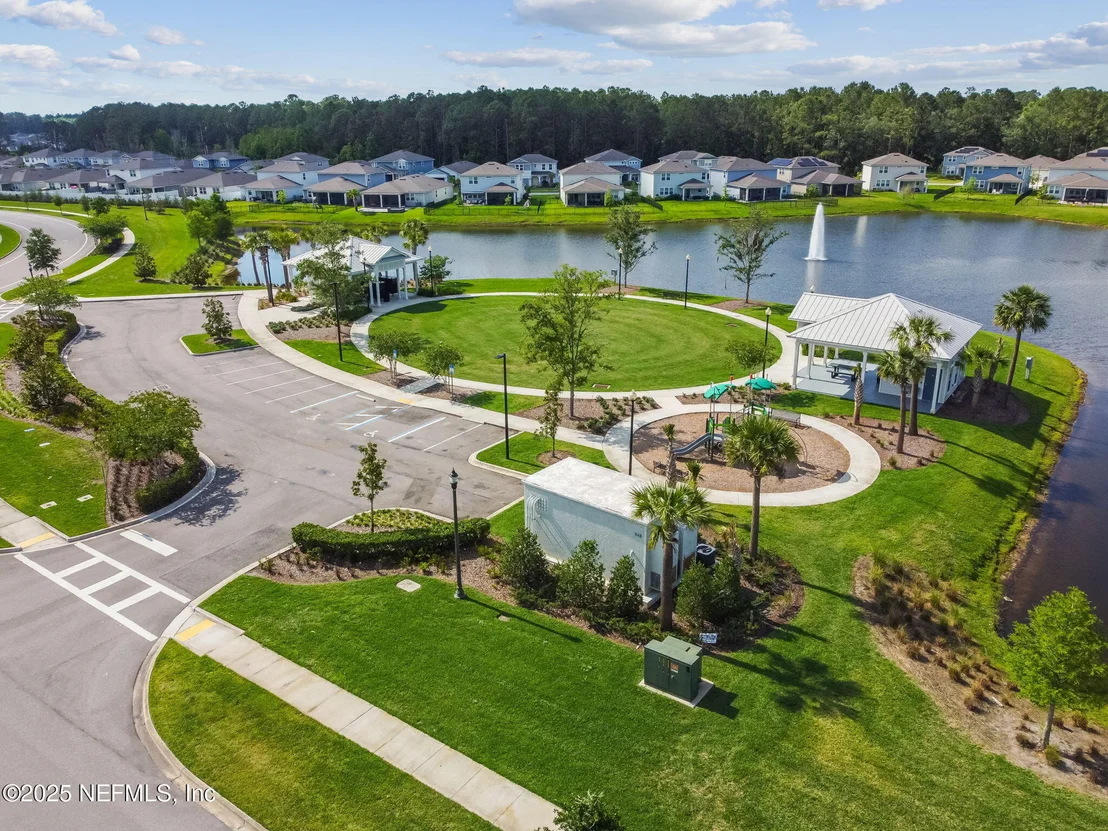 Photo of 182 MYRTLE OAK Court