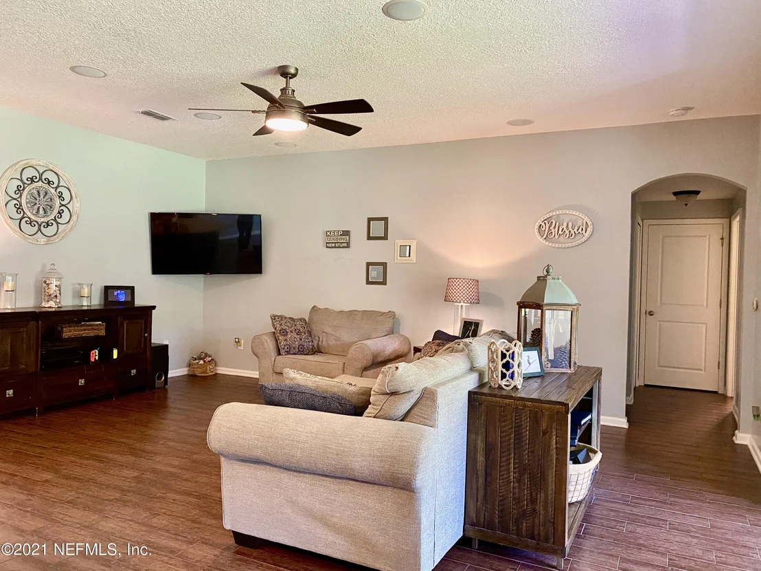 Photo of 325 HUFFNER HILL Circle