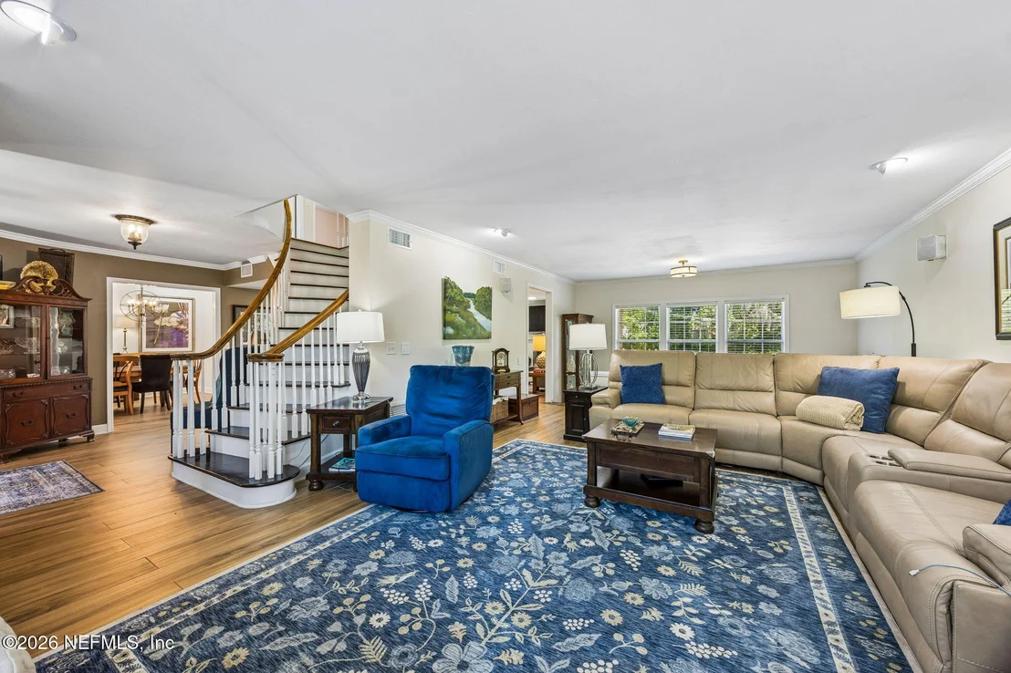 Photo of 2321 EGREMONT Drive