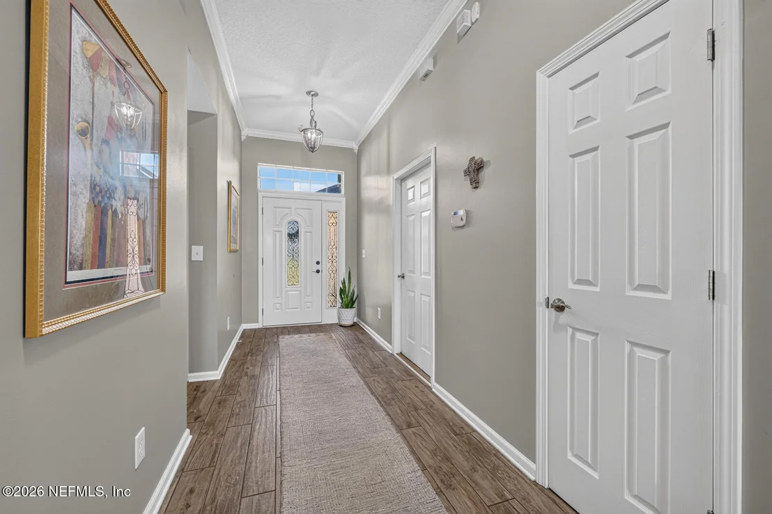 Photo of 12156 CEDAR TRACE Drive N
