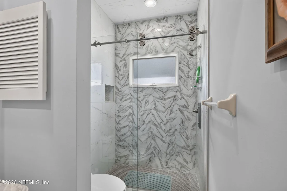 Photo of 2206 LAUGHING GULL Circle