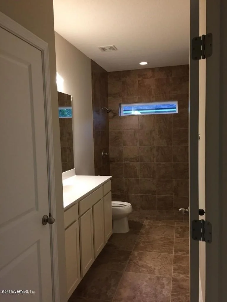 Photo of 275 HUTCHINSON Lane