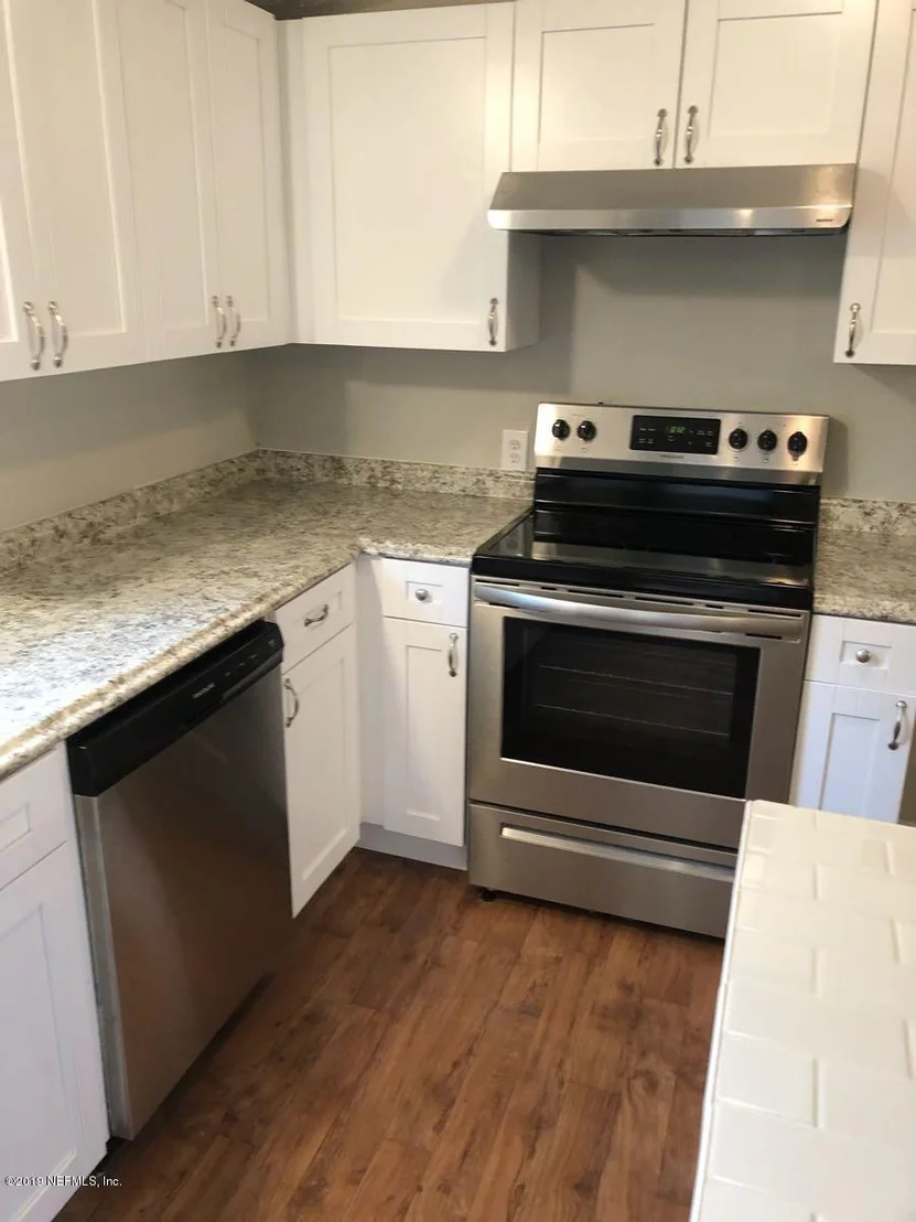 Photo of 7535 CANARY Road