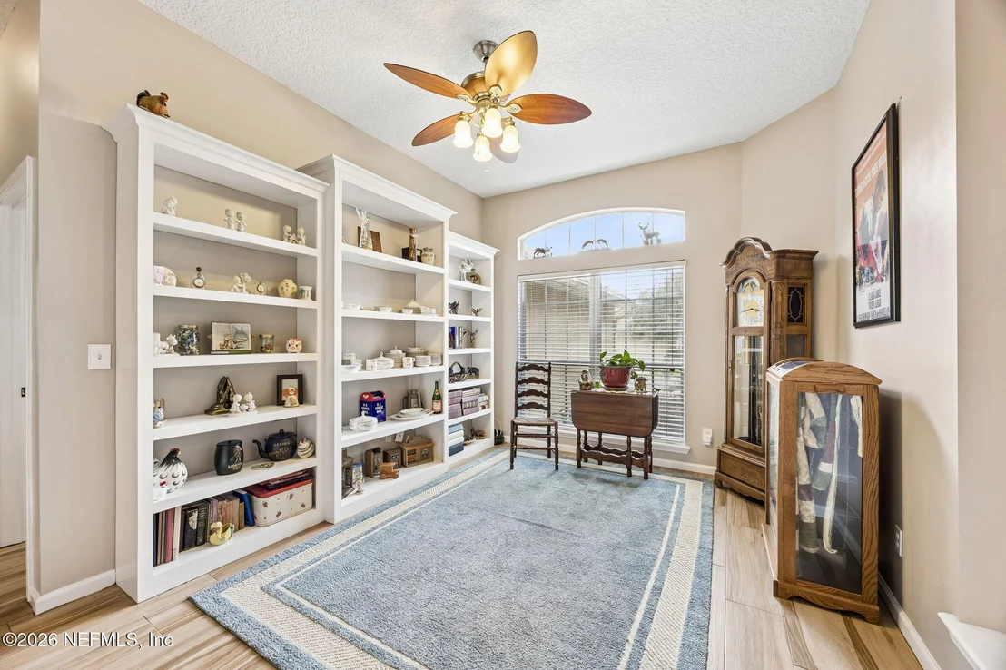 Photo of 940 THOROUGHBRED Drive