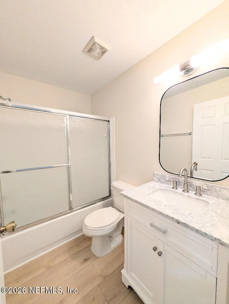 Photo of Unit G at 210 16TH Street