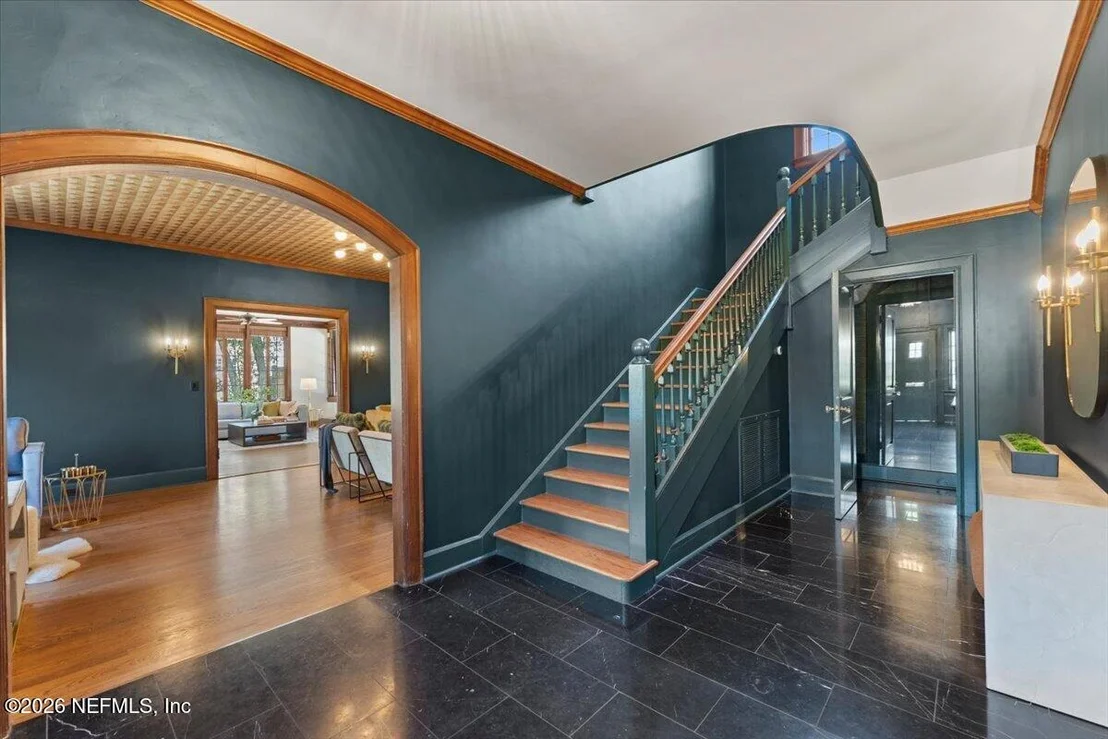 Photo of 3338 RIVERSIDE Avenue
