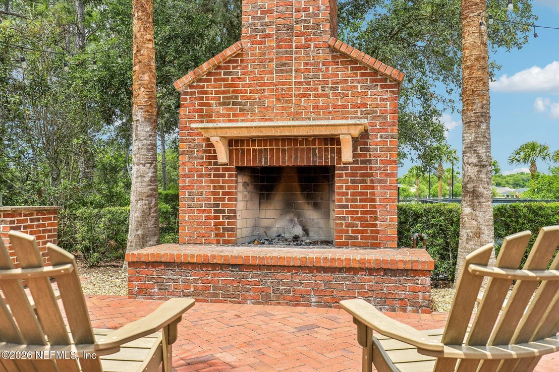 Photo of 152 CLOVERBROOK Road