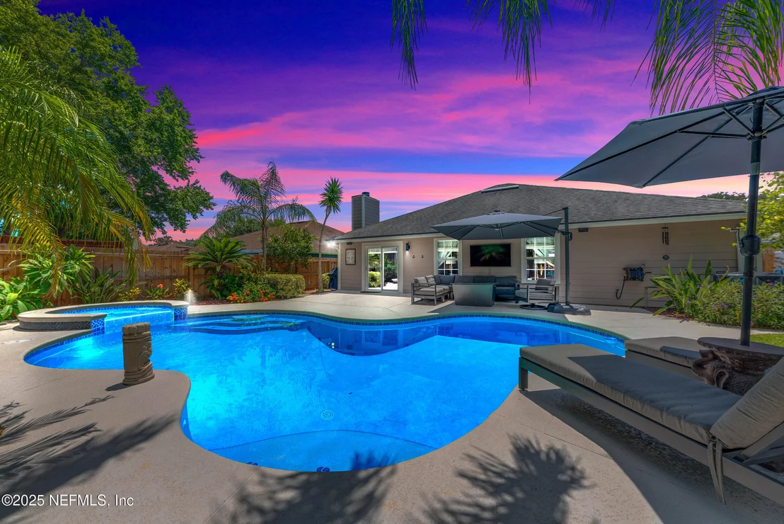 Photo of 12381 APPLE LEAF Drive