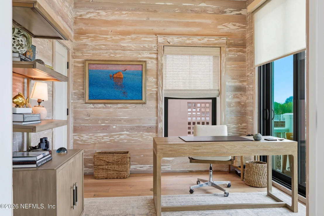 Photo of 688 OCEAN PALM Way