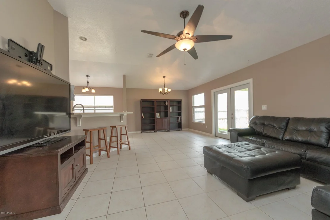 Photo of 45565 INGLEHAM Circle