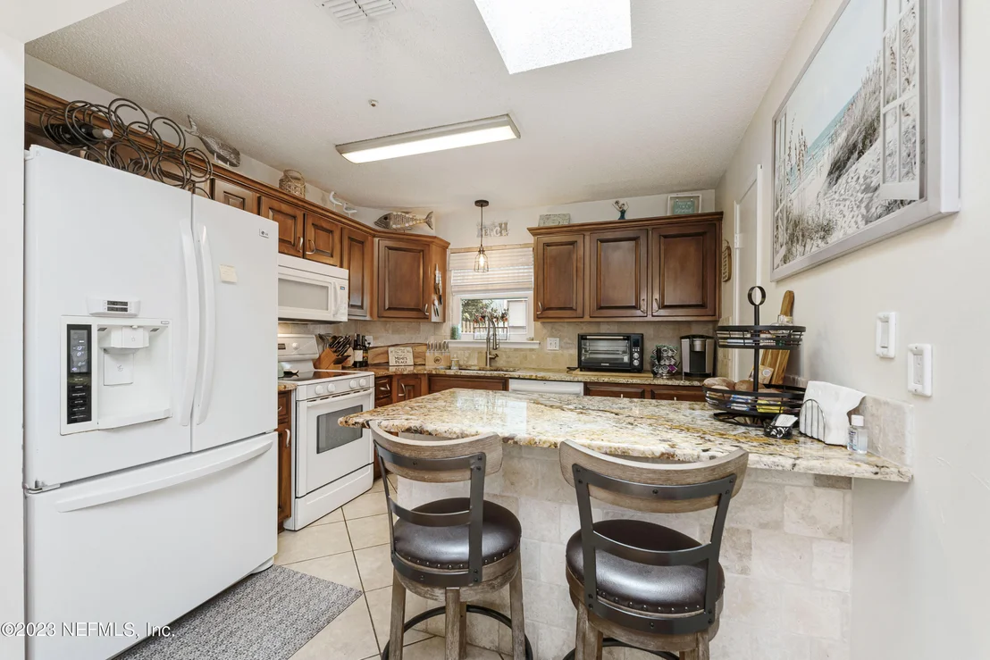 Photo of 1676 WESTWIND Drive