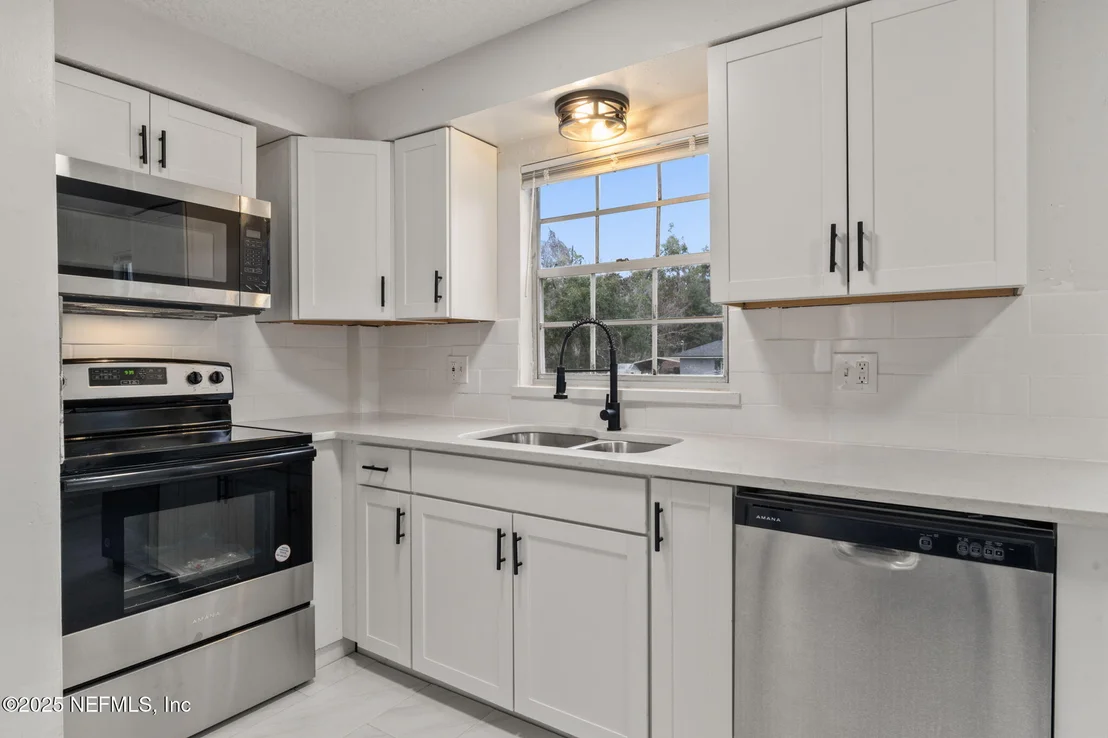 Photo of 432 NEPTUNE Road