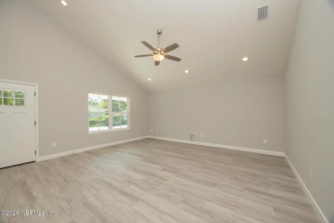 Photo of 2891 N 8TH Street