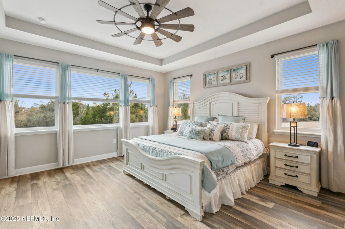 Photo of 85558 FALL RIVER Parkway