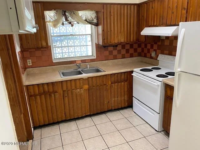 Photo of 5827 HILLMAN Drive