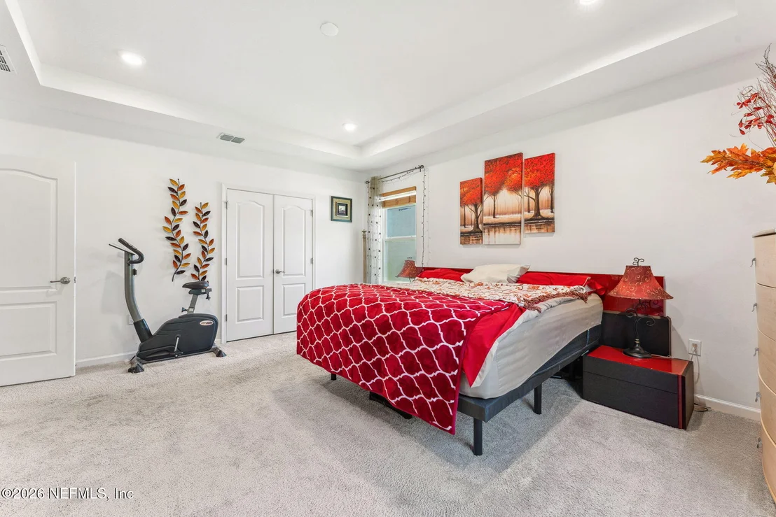 Photo of 120 OAKLEAF Way