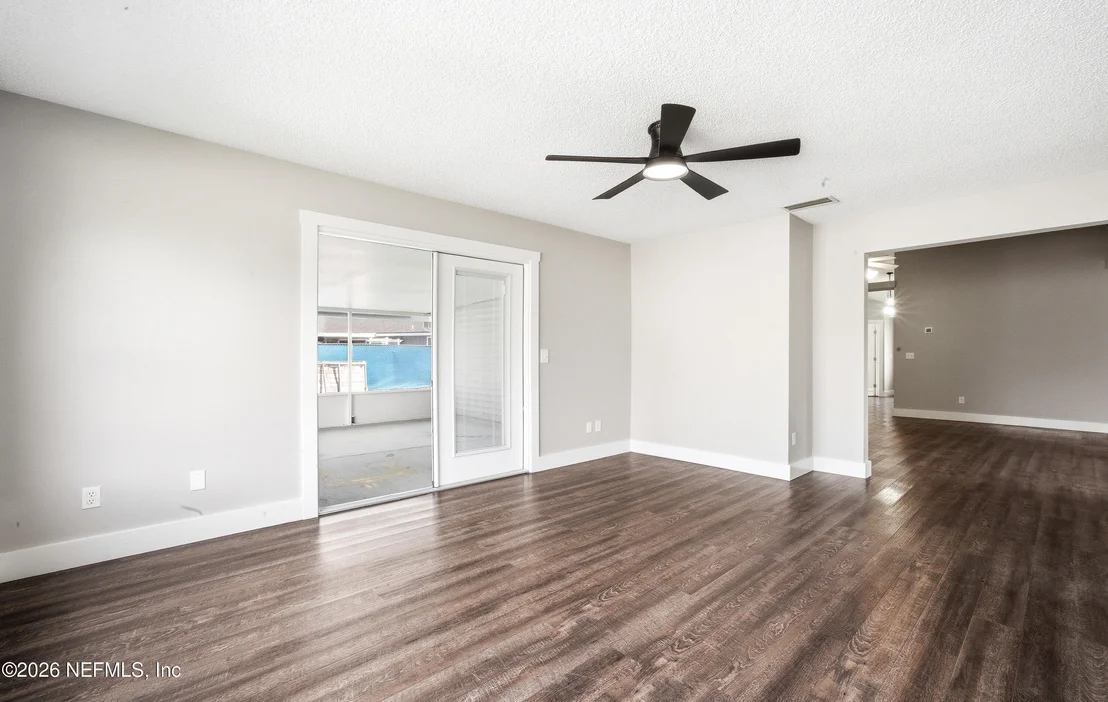 Photo of 1906 APOPKA Drive