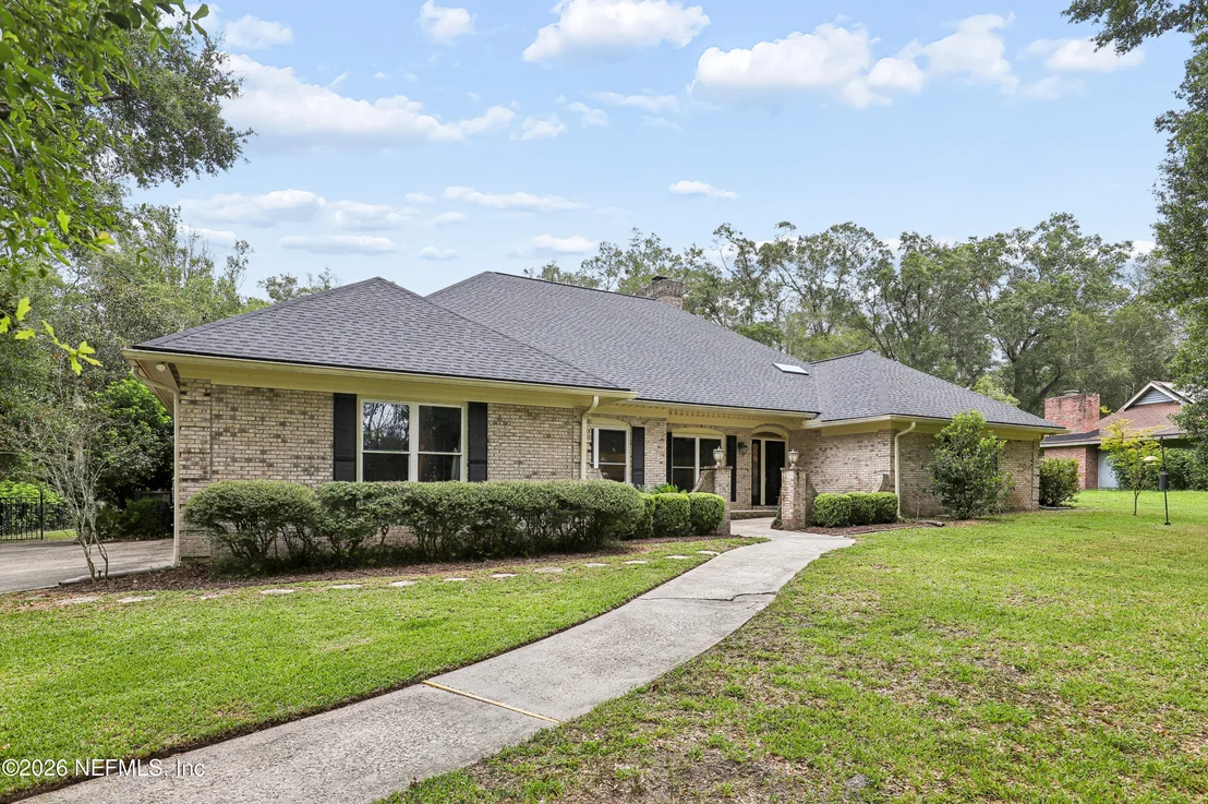 Photo of 2856 RAVINES Road