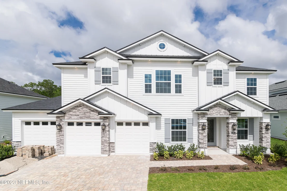Photo of 261 YORKSHIRE Drive
