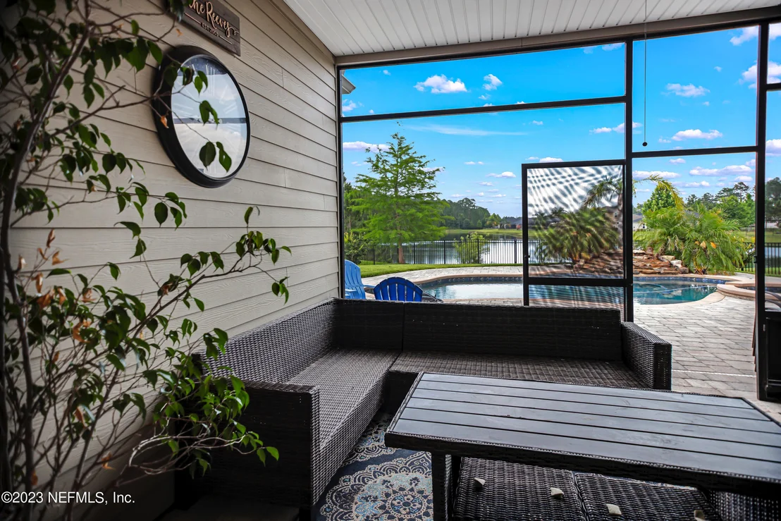 Photo of 140 CEDARSTONE Way