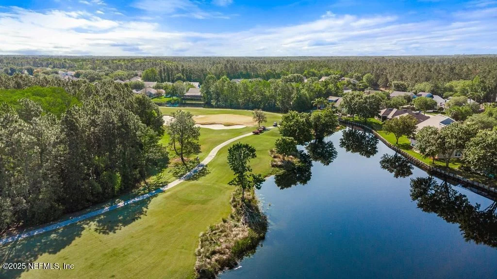 Photo of 902 EAGLE POINT Drive