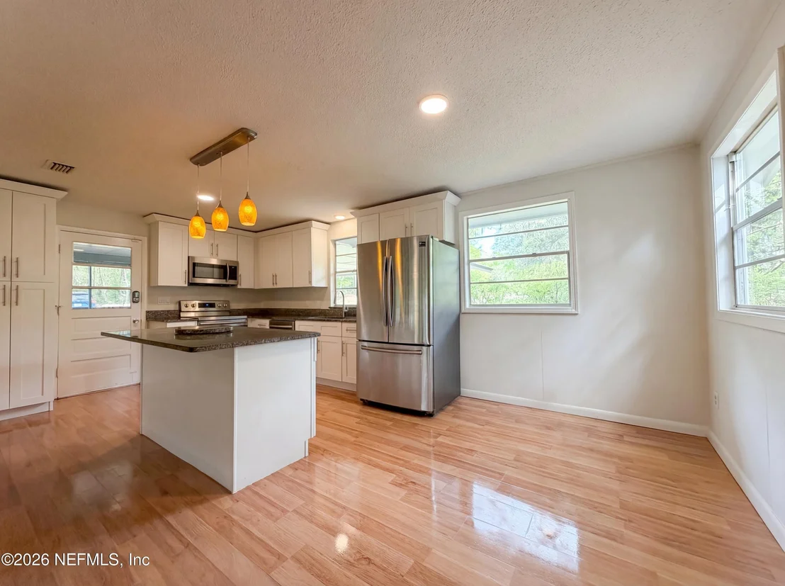Photo of 6917 GATORBONE Road