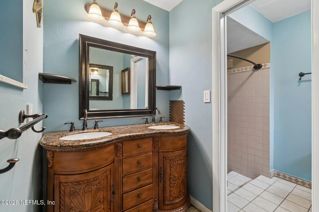 Photo of 1631 ARROWHEAD Trail