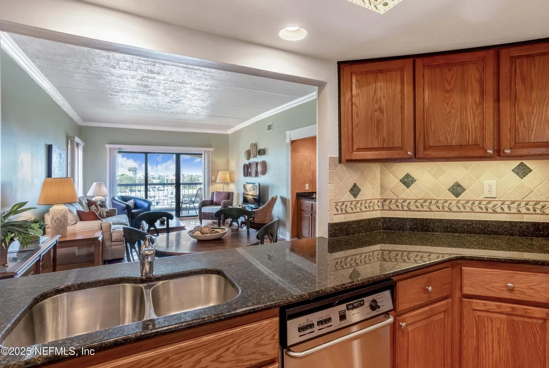 Photo of 3117 HARBOR Drive