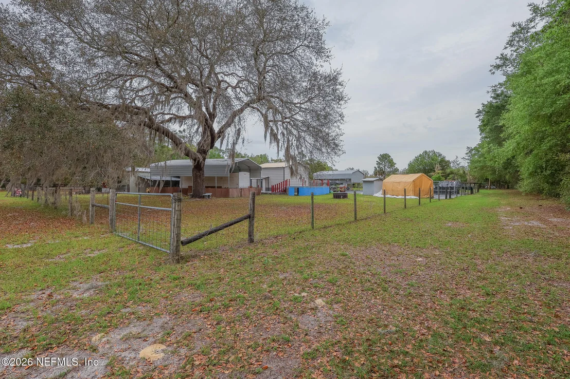Photo of 239 LYNNE Drive
