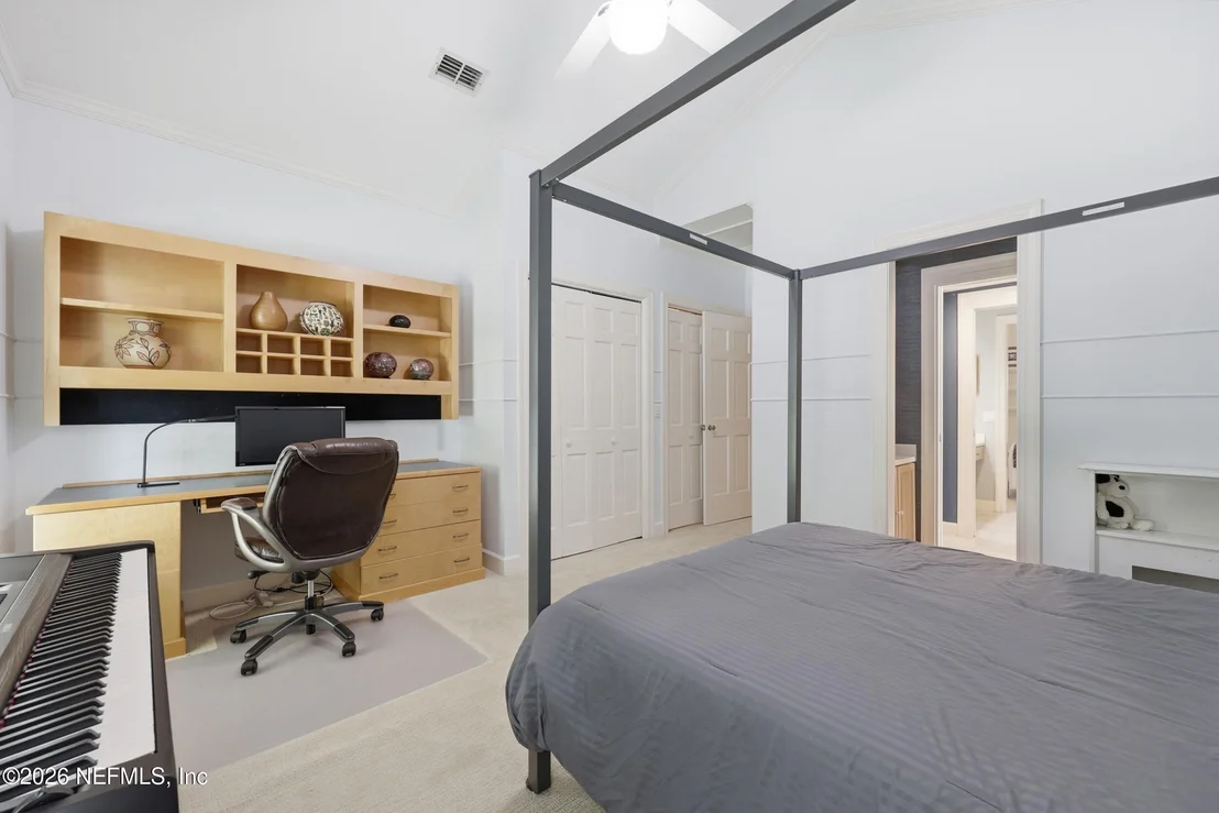 Photo of 2656 BEAUCLERC Road