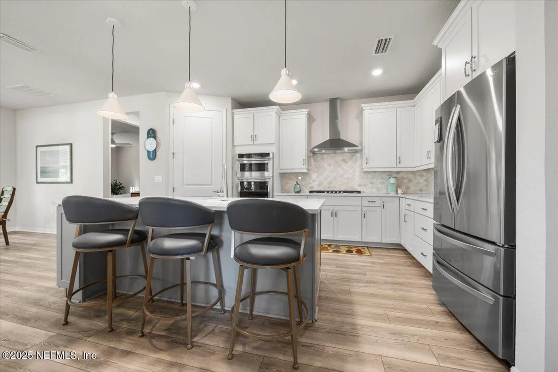 Photo of 10976 TOWN VIEW Drive
