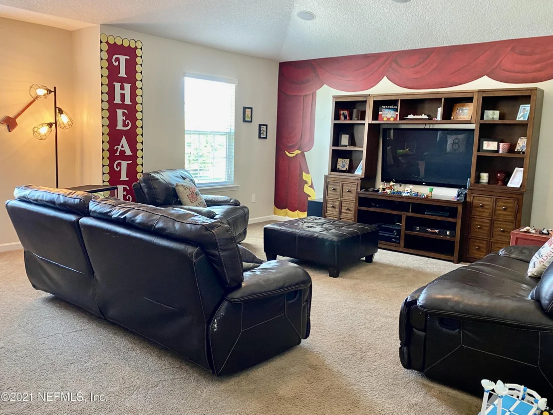 Photo of 325 HUFFNER HILL Circle