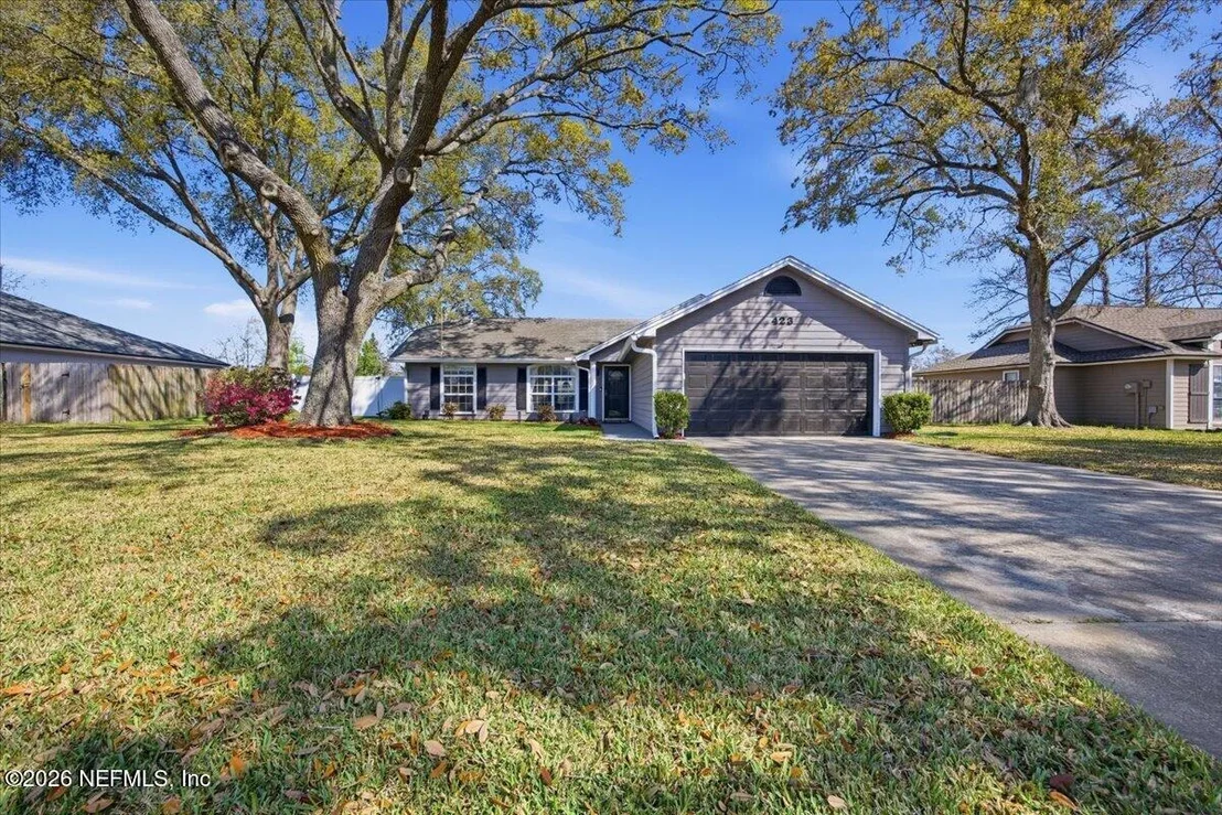 Photo of 423 BAYBROOK Drive