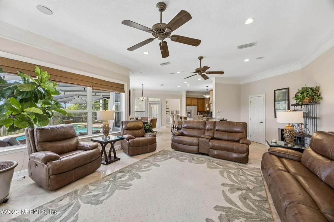 Photo of 188 CLEARLAKE Drive