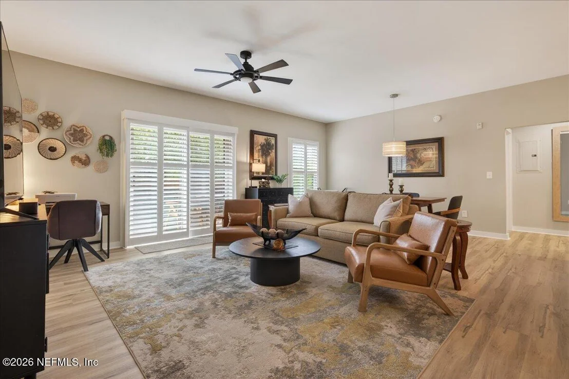 Photo of Unit 202 at 965 REGISTRY Boulevard