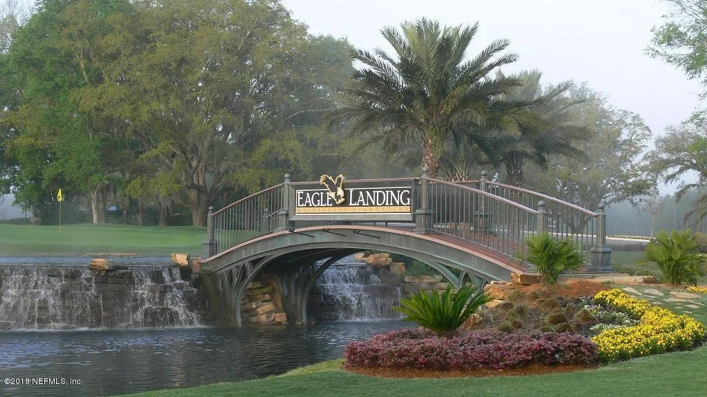 Photo of 2004 BRIDGEWOOD Drive