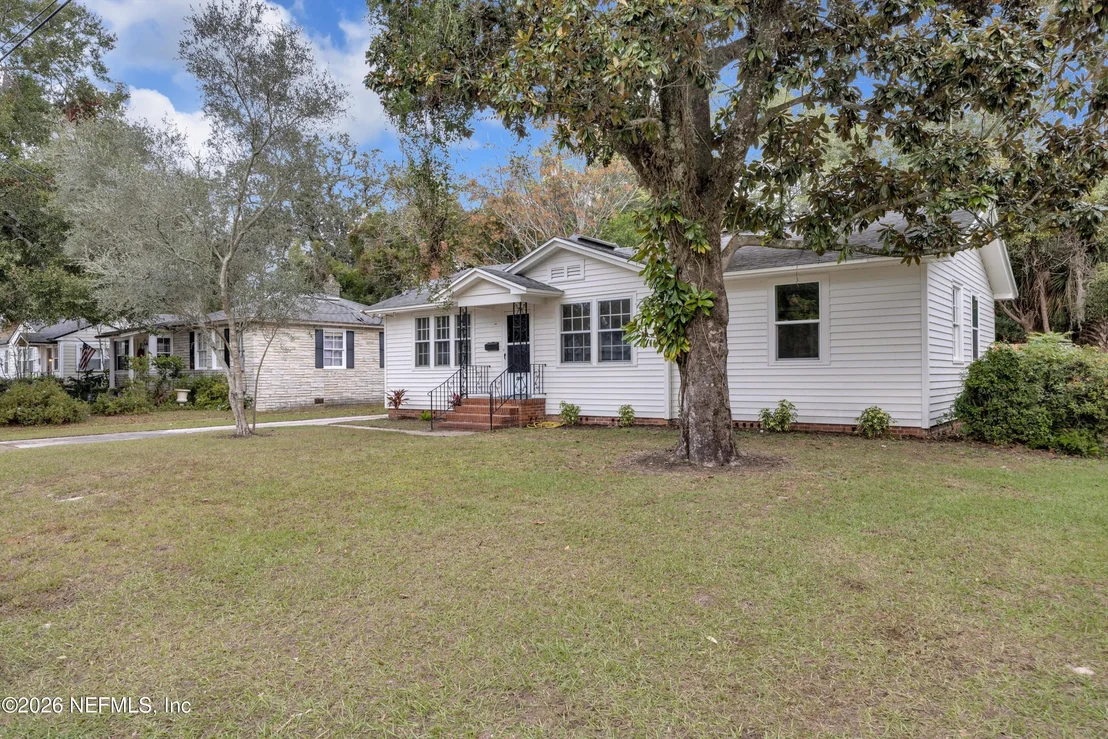 Photo of 1641 CHARON Road