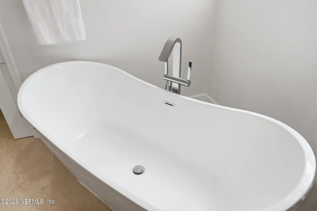 Photo of 215 PARKSIDE Drive