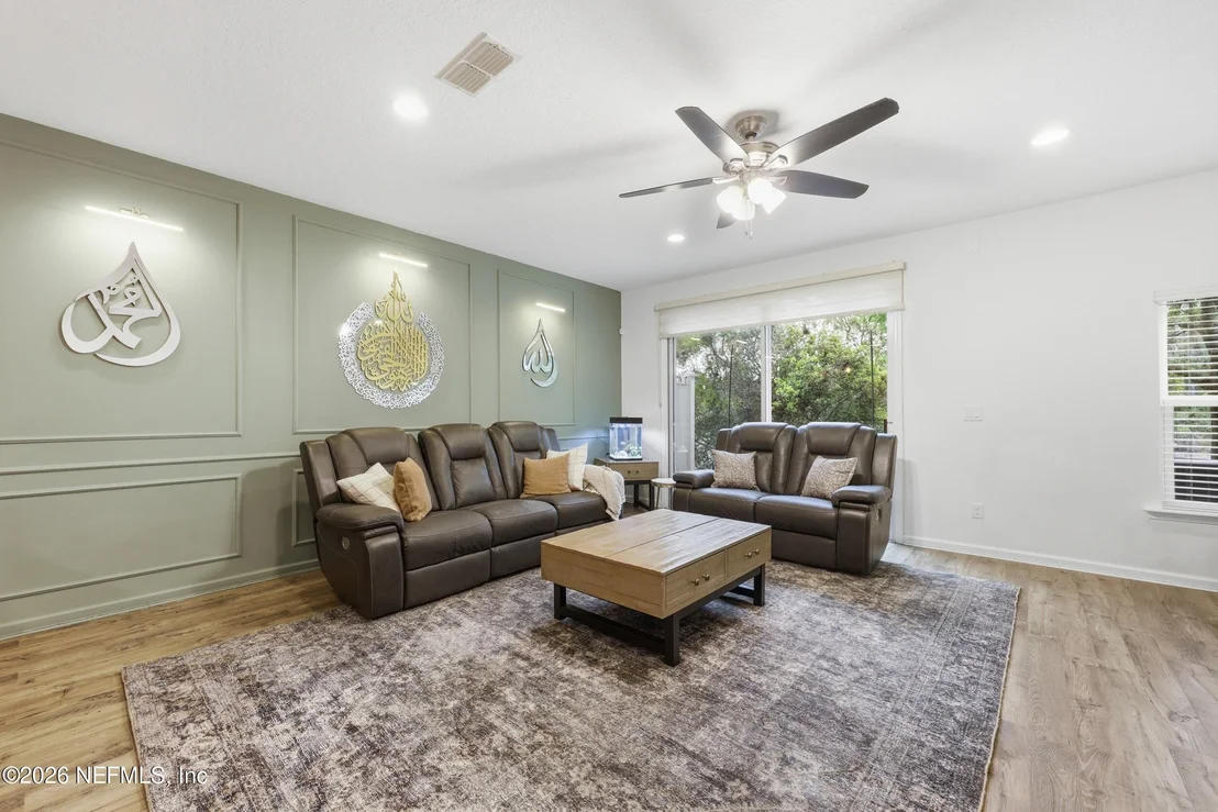 Photo of Unit C at 3650 CRESWICK Circle