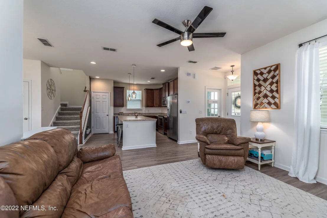 Photo of 360 VINEYARD Lane
