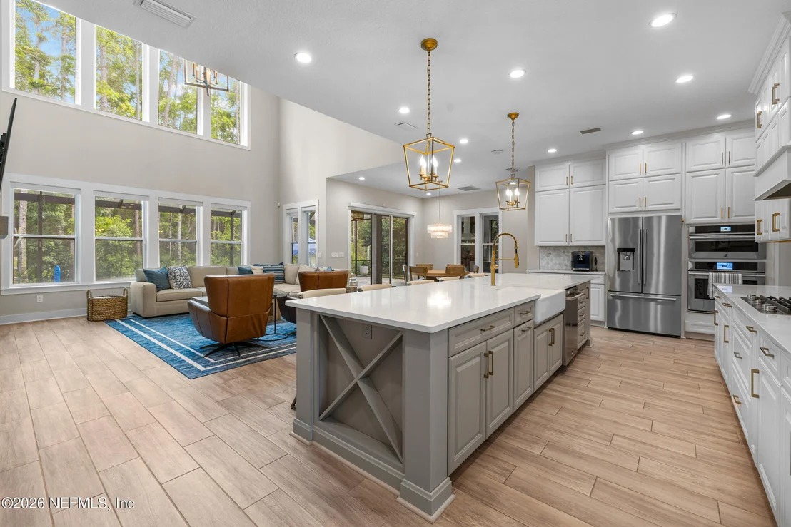 Photo of 203 OLD BLUFF Drive