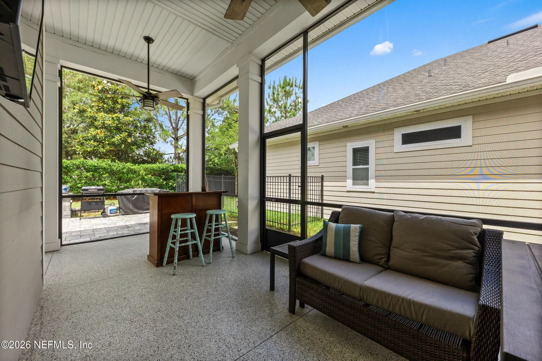Photo of 41 PALISADE Drive