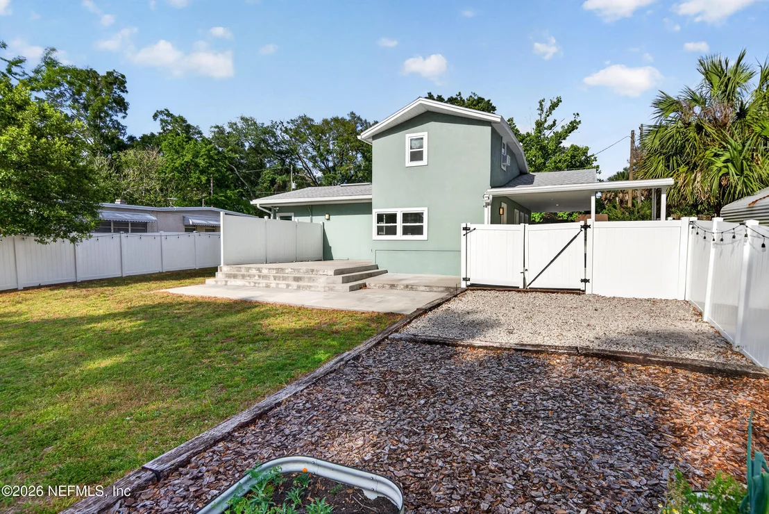 Photo of 1364 DOMAS Drive