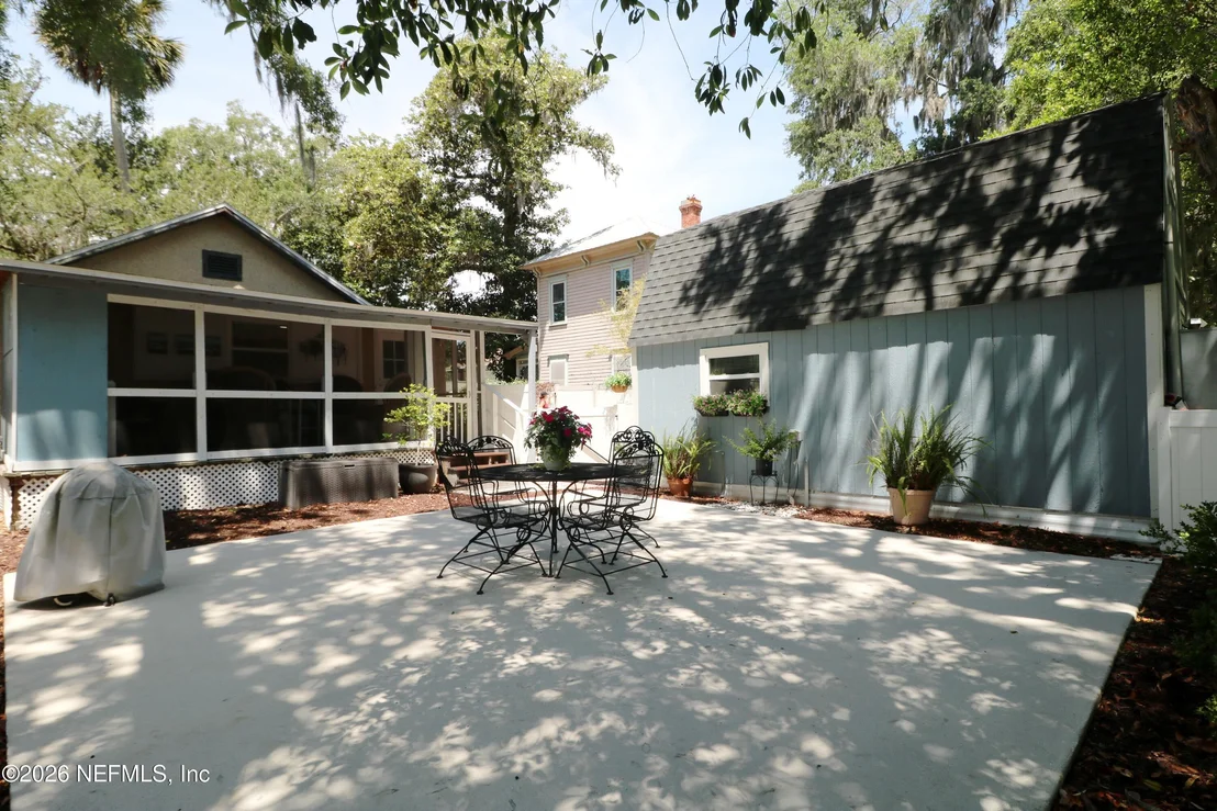 Photo of 11 DAVIS Street