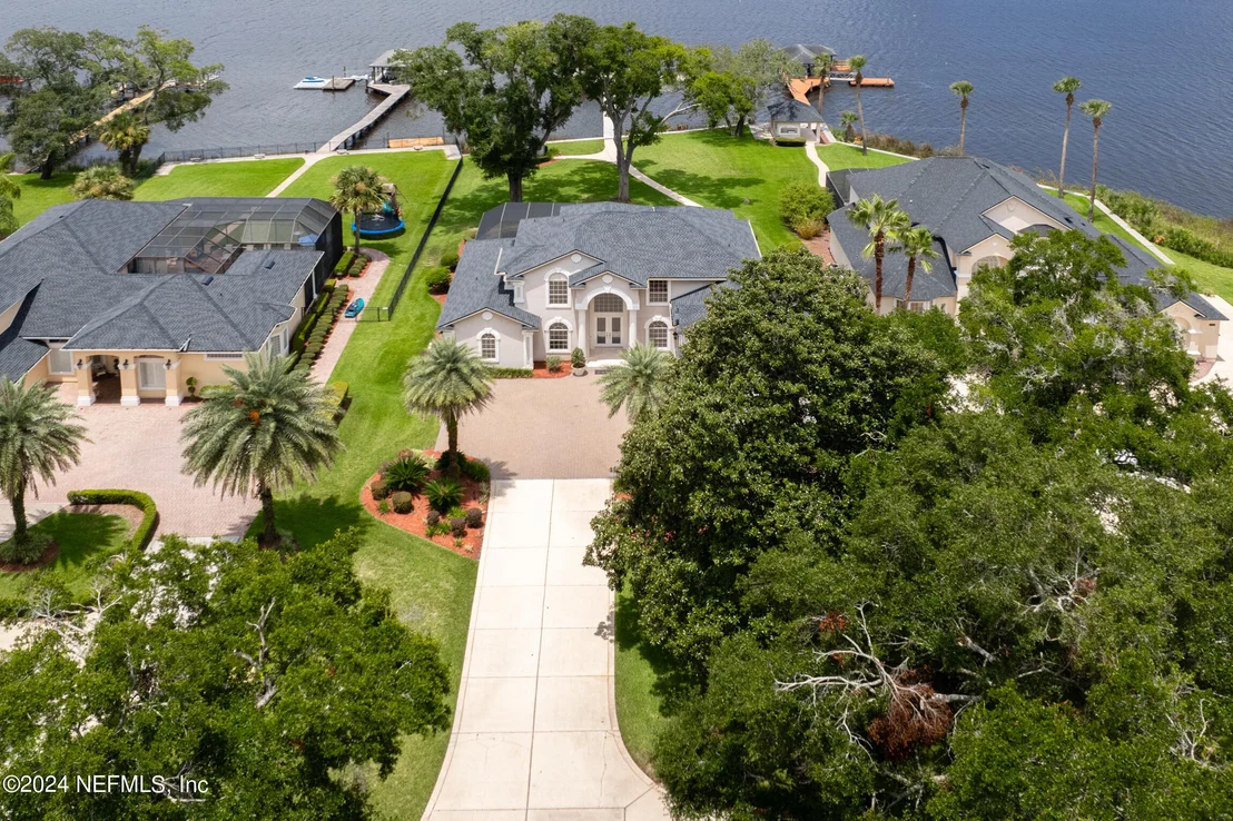 Photo of 1119 CEDAR BAY Road
