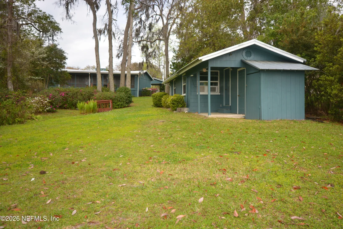 Photo of 176 LAKE Drive
