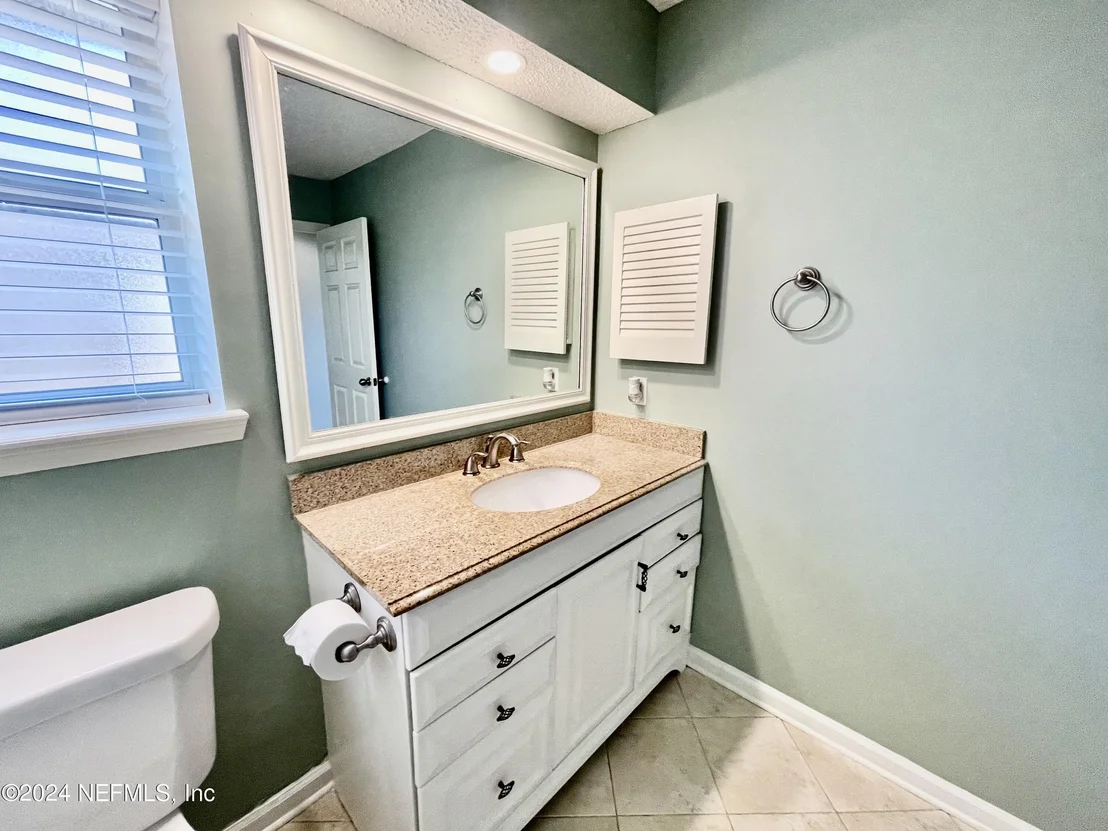 Photo of 1404 GIBRALTER Lane